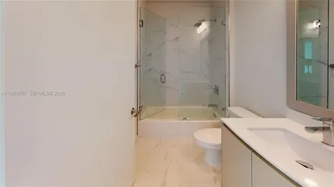 2555 NE 193rd Street Miami FL 33180