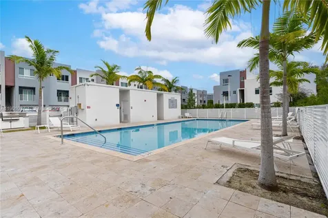 2555 NE 193rd Street Miami FL 33180