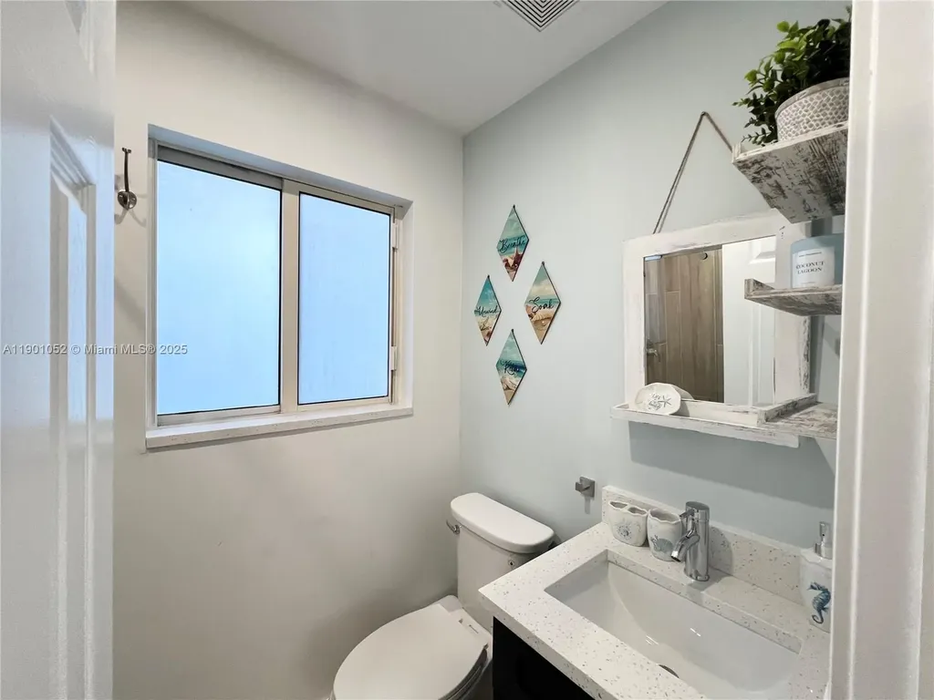 312 Elm Street Hollywood FL 33019