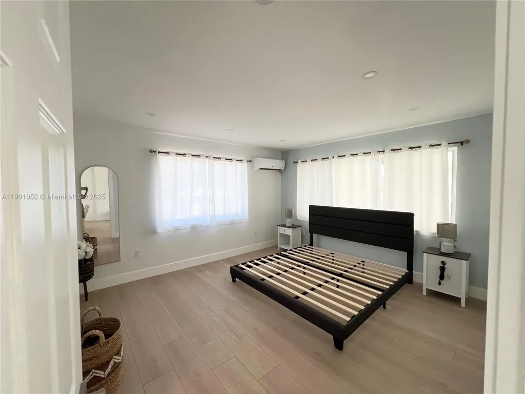 312 Elm Street Hollywood FL 33019
