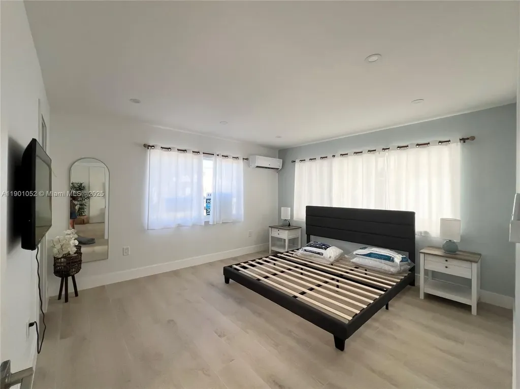 312 Elm Street Hollywood FL 33019