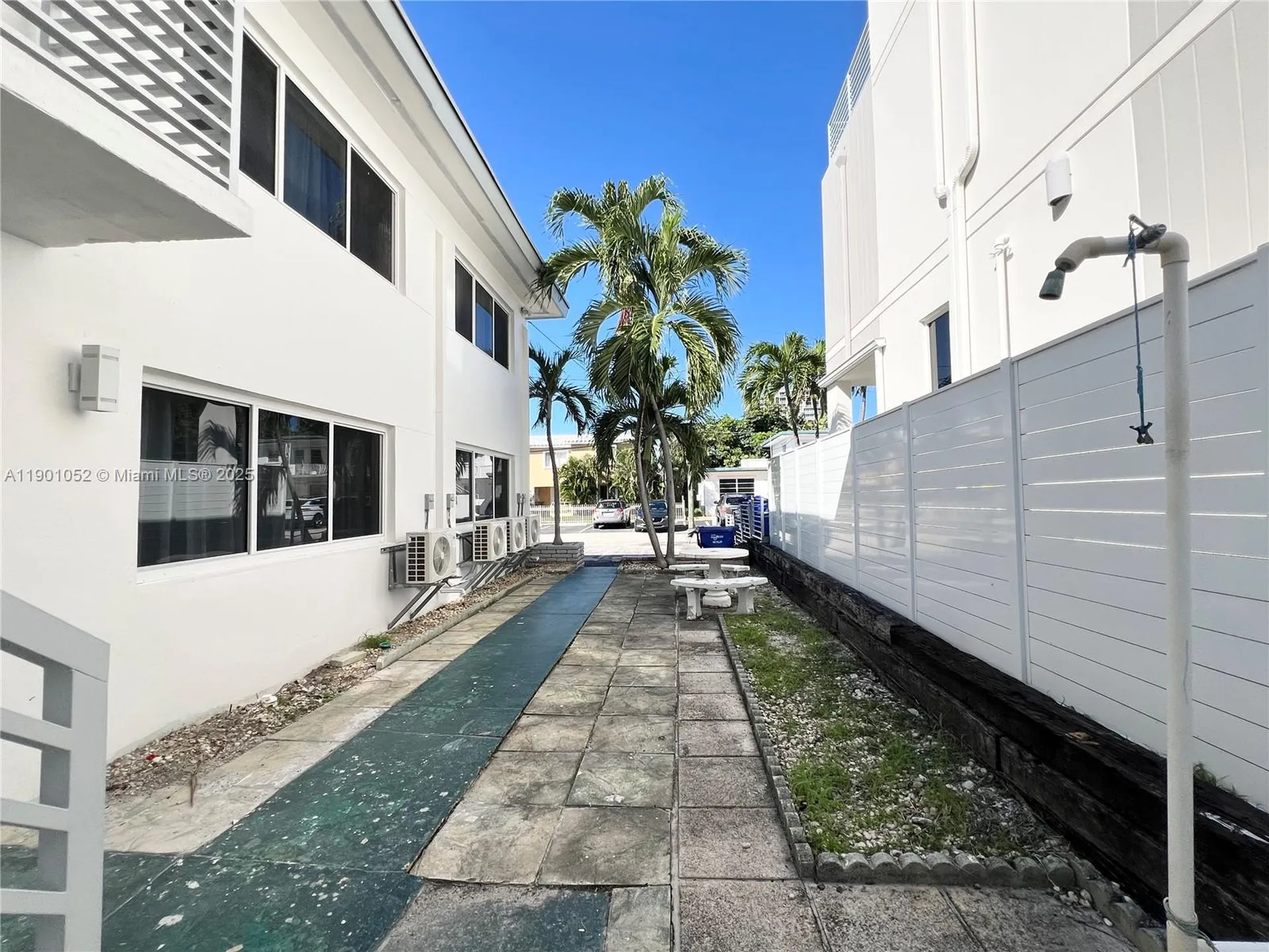 312 Elm Street Hollywood FL 33019