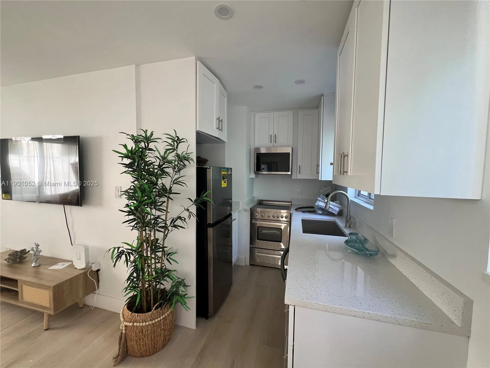 312 Elm Street Hollywood FL 33019