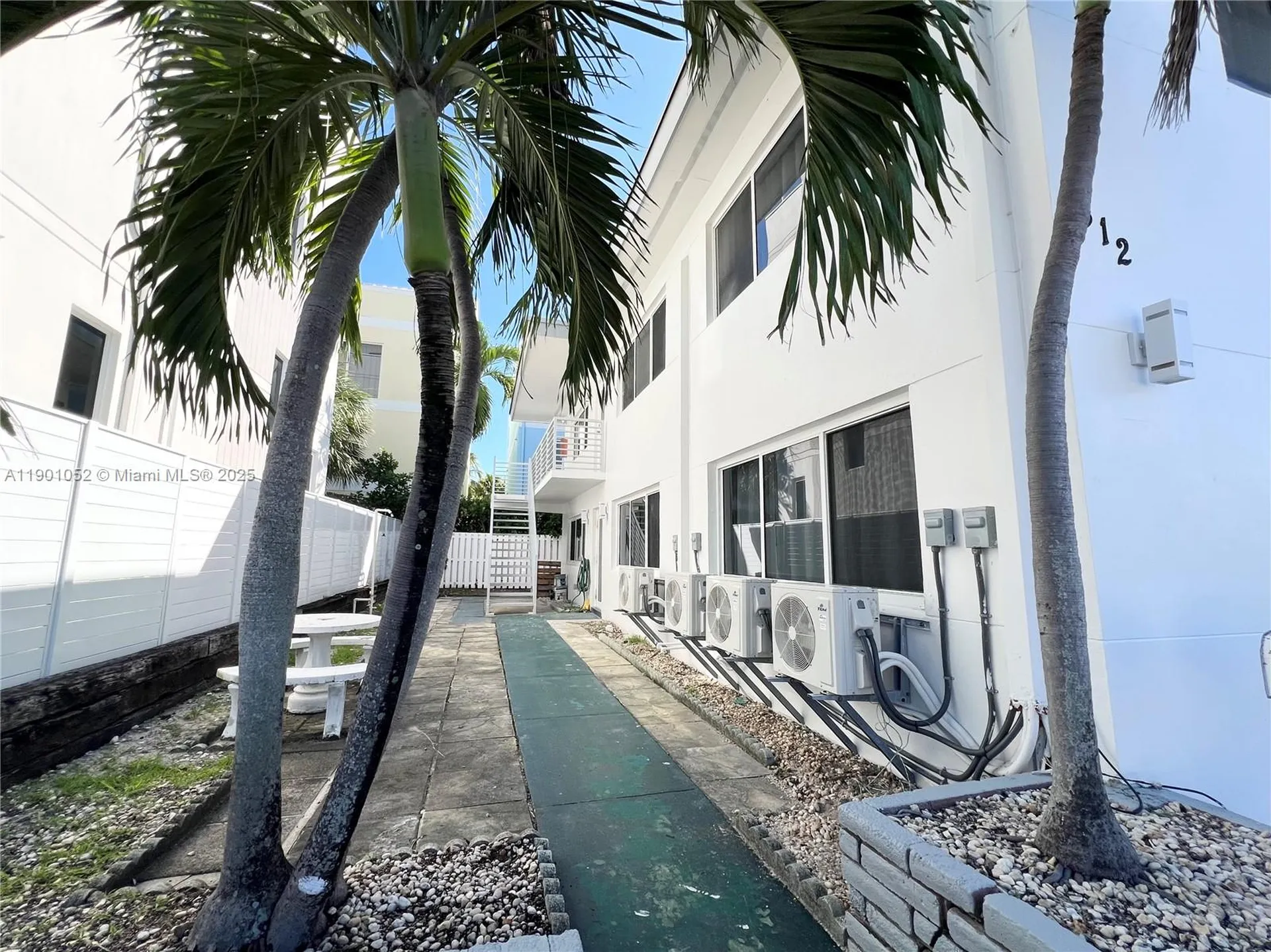 312 Elm Street Hollywood FL 33019