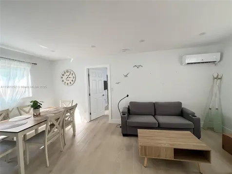 312 Elm Street Hollywood FL 33019
