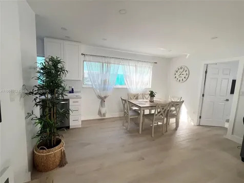 312 Elm Street Hollywood FL 33019