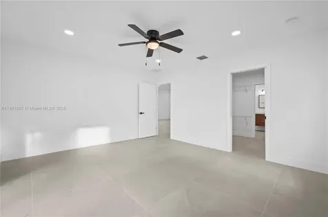 1041 W Lakewood Road West Palm Beach FL 33405