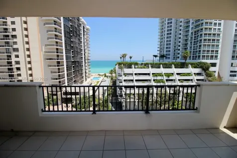 6422 Collins Avenue Miami Beach FL 33141