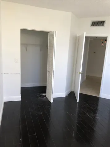 6422 Collins Avenue Miami Beach FL 33141