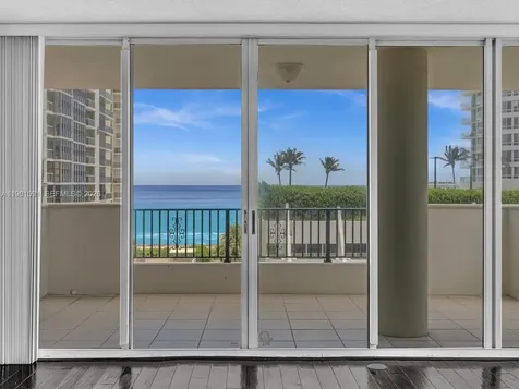 6422 Collins Avenue Miami Beach FL 33141