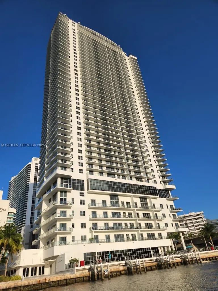 4010 S Ocean Drive Hollywood FL 33019