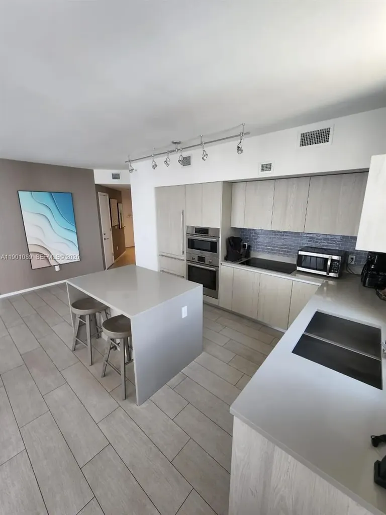 4010 S Ocean Drive Hollywood FL 33019