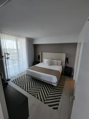 4010 S Ocean Drive Hollywood FL 33019