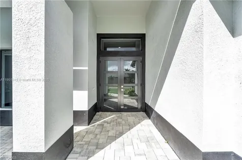 2218 SW 25th Street Cape Coral FL 33914
