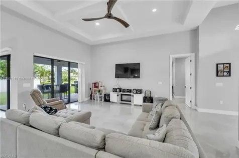 2218 SW 25th Street Cape Coral FL 33914