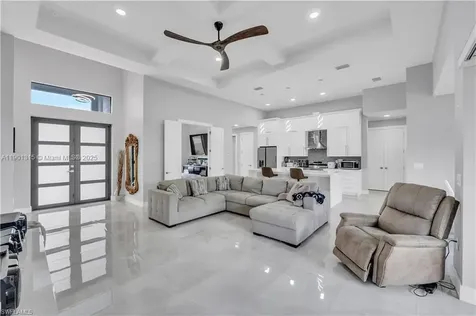 2218 SW 25th Street Cape Coral FL 33914