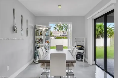 2218 SW 25th Street Cape Coral FL 33914