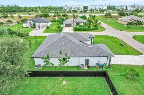 2218 SW 25th Street Cape Coral FL 33914
