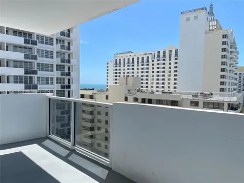 100 Lincoln Road Miami Beach FL 33139