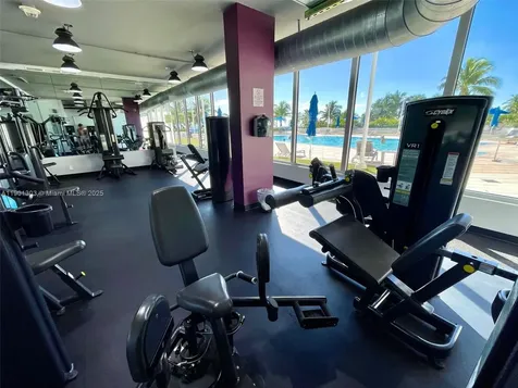 100 Lincoln Road Miami Beach FL 33139