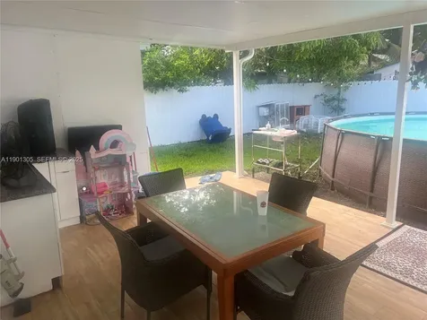 1858 NW 115th Street Miami FL 33167