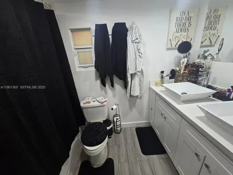 1858 NW 115th Street Miami FL 33167