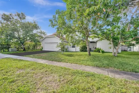 7335 NW 54th Street Lauderhill FL 33319