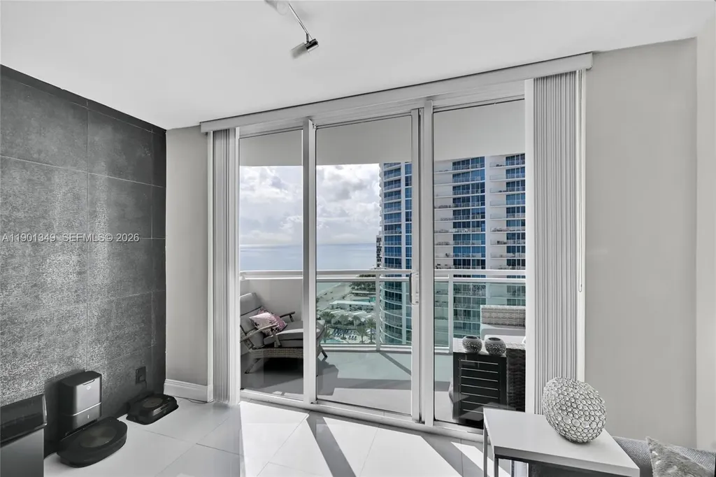 3001 S Ocean Drive Hollywood FL 33019