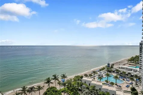 3001 S Ocean Drive Hollywood FL 33019