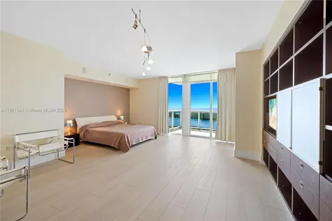 400 Alton Road Miami Beach FL 33139