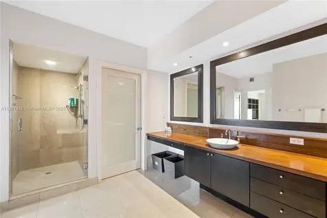 400 Alton Road Miami Beach FL 33139