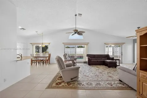 112 Camelot Court Royal Palm Beach FL 33411