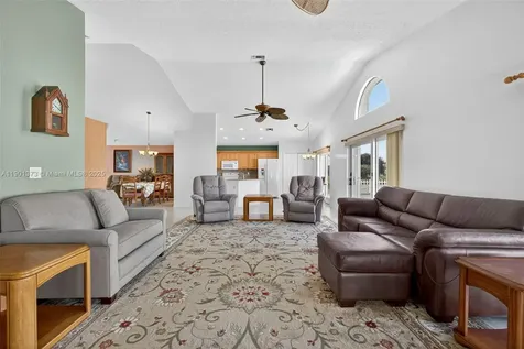 112 Camelot Court Royal Palm Beach FL 33411