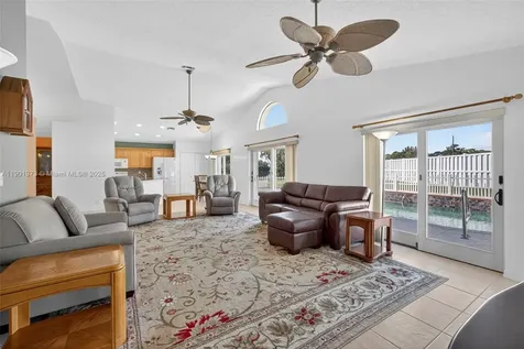 112 Camelot Court Royal Palm Beach FL 33411