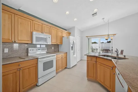 112 Camelot Court Royal Palm Beach FL 33411