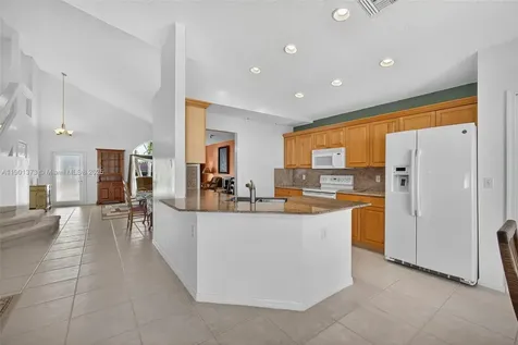 112 Camelot Court Royal Palm Beach FL 33411