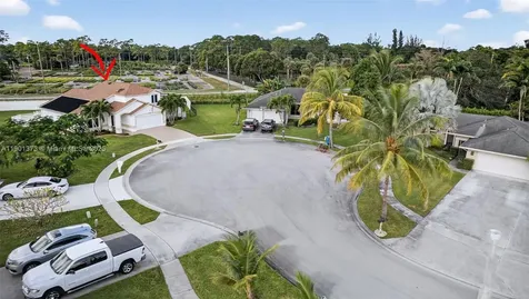 112 Camelot Court Royal Palm Beach FL 33411