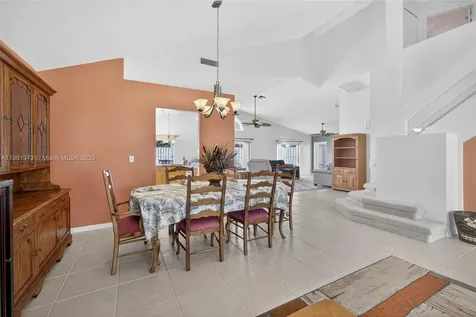 112 Camelot Court Royal Palm Beach FL 33411