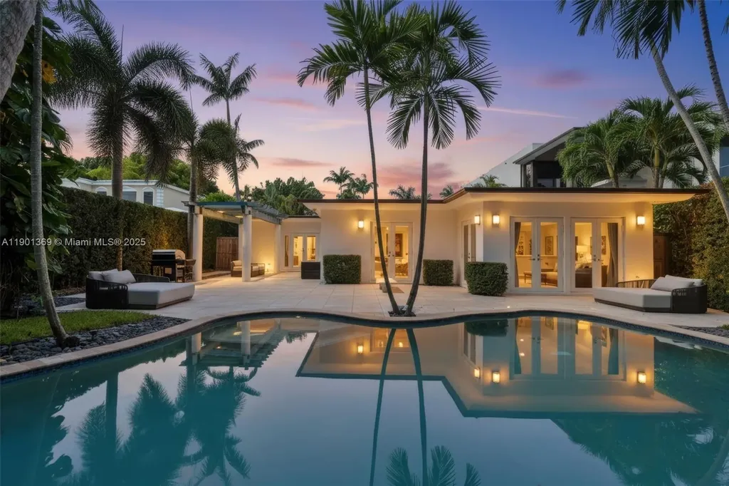 5055 N Bay Road Miami Beach FL 33140