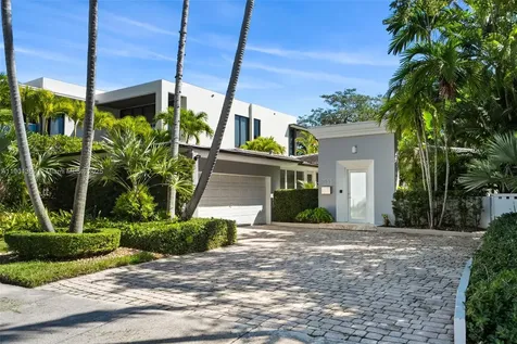 5055 N Bay Road Miami Beach FL 33140