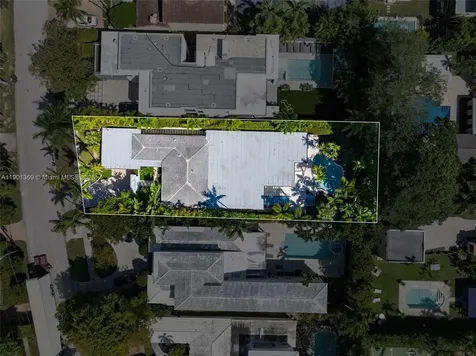 5055 N Bay Road Miami Beach FL 33140