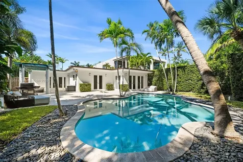 5055 N Bay Road Miami Beach FL 33140