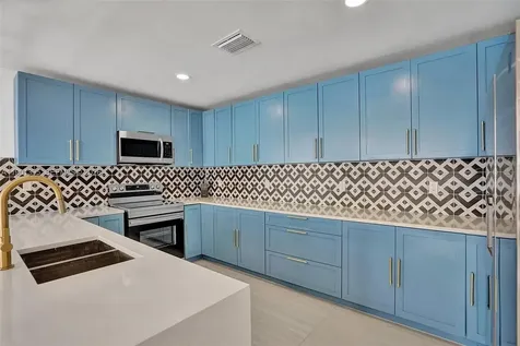 1141 N Northlake Drive Hollywood FL 33019