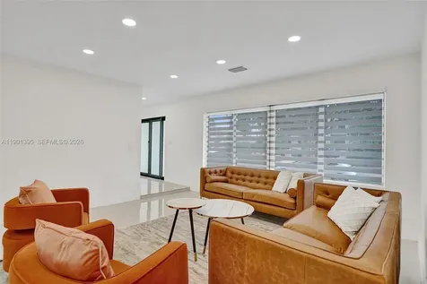 1141 N Northlake Drive Hollywood FL 33019