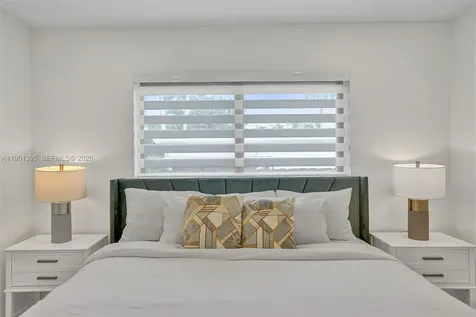 1141 N Northlake Drive Hollywood FL 33019