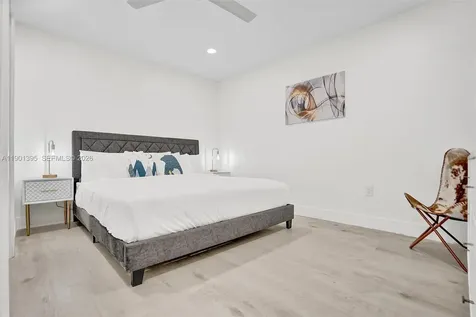 1141 N Northlake Drive Hollywood FL 33019