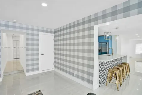 1141 N Northlake Drive Hollywood FL 33019