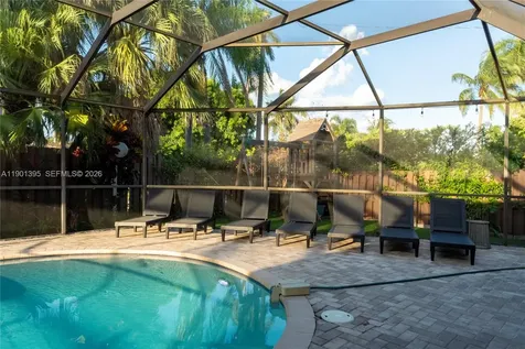 1141 N Northlake Drive Hollywood FL 33019