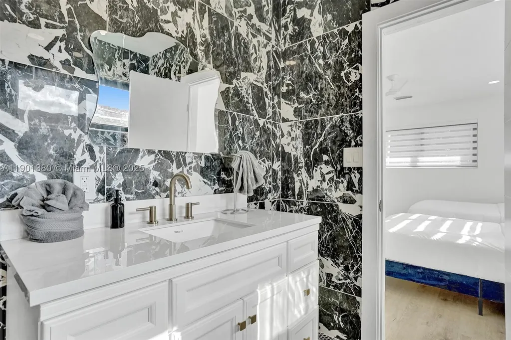 1141 N Northlake Drive Hollywood FL 33019