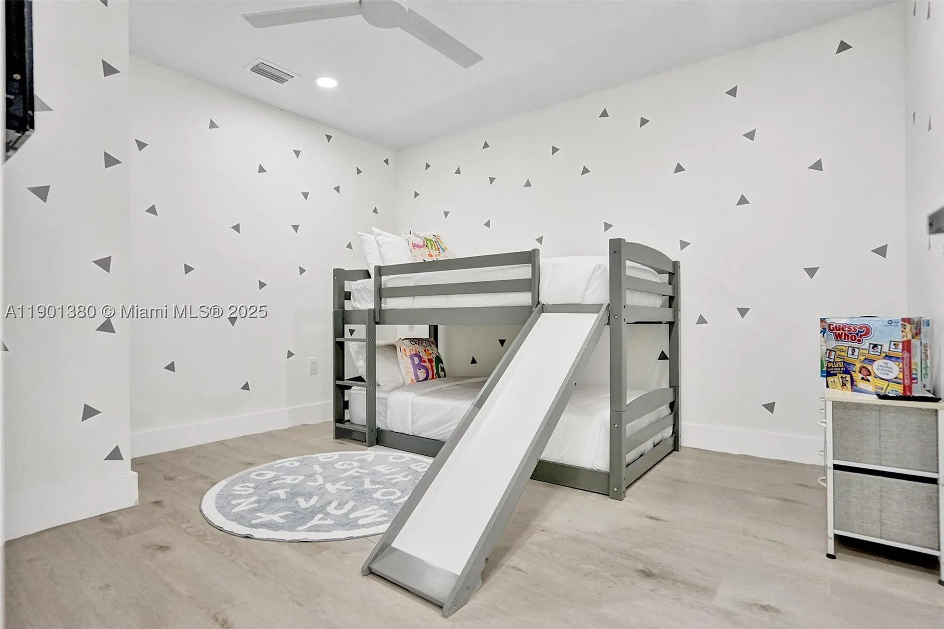 1141 N Northlake Drive Hollywood FL 33019